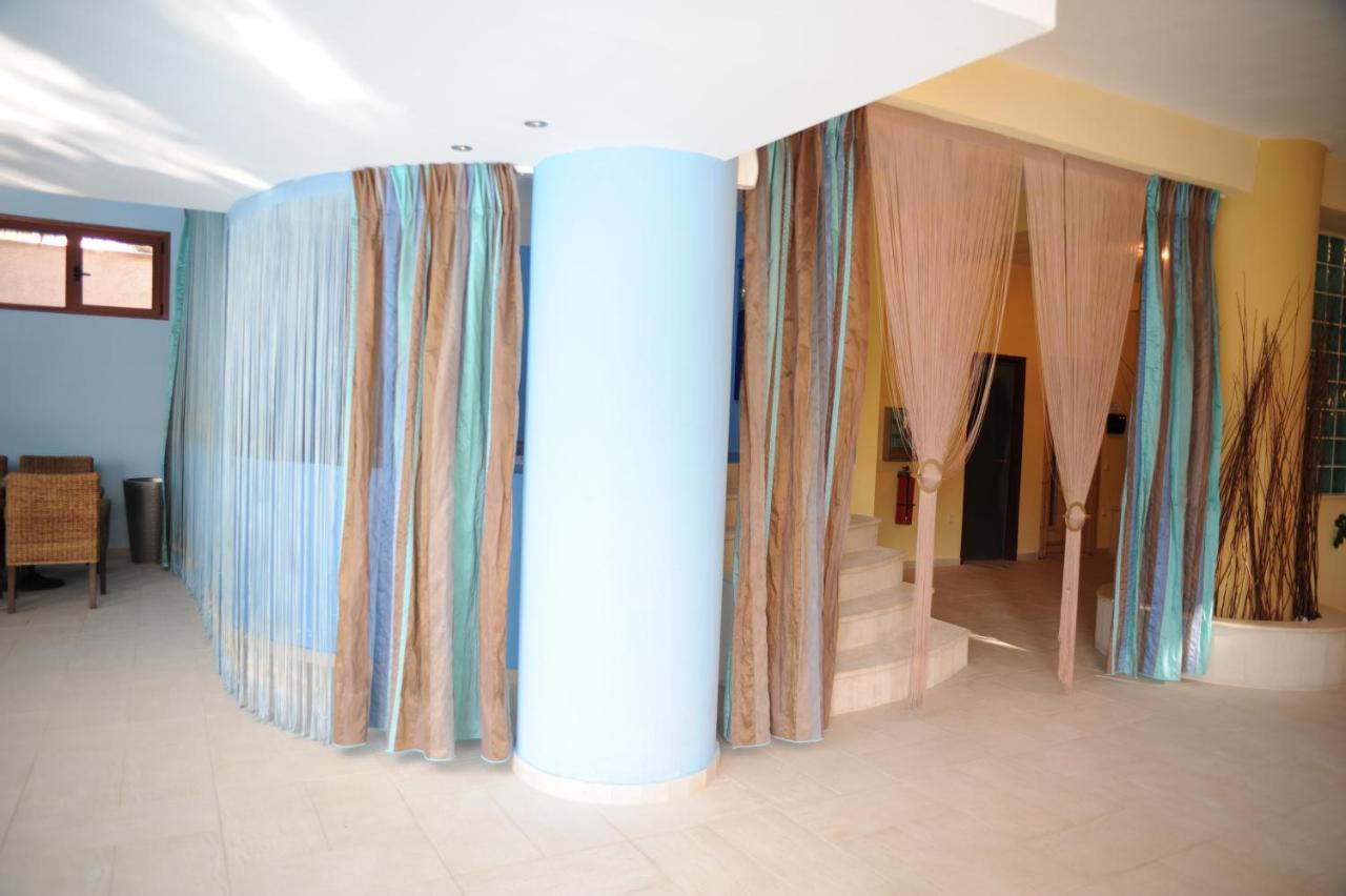 4 Epoxes Hotel Spa Káto Loutrákion Eksteriør billede